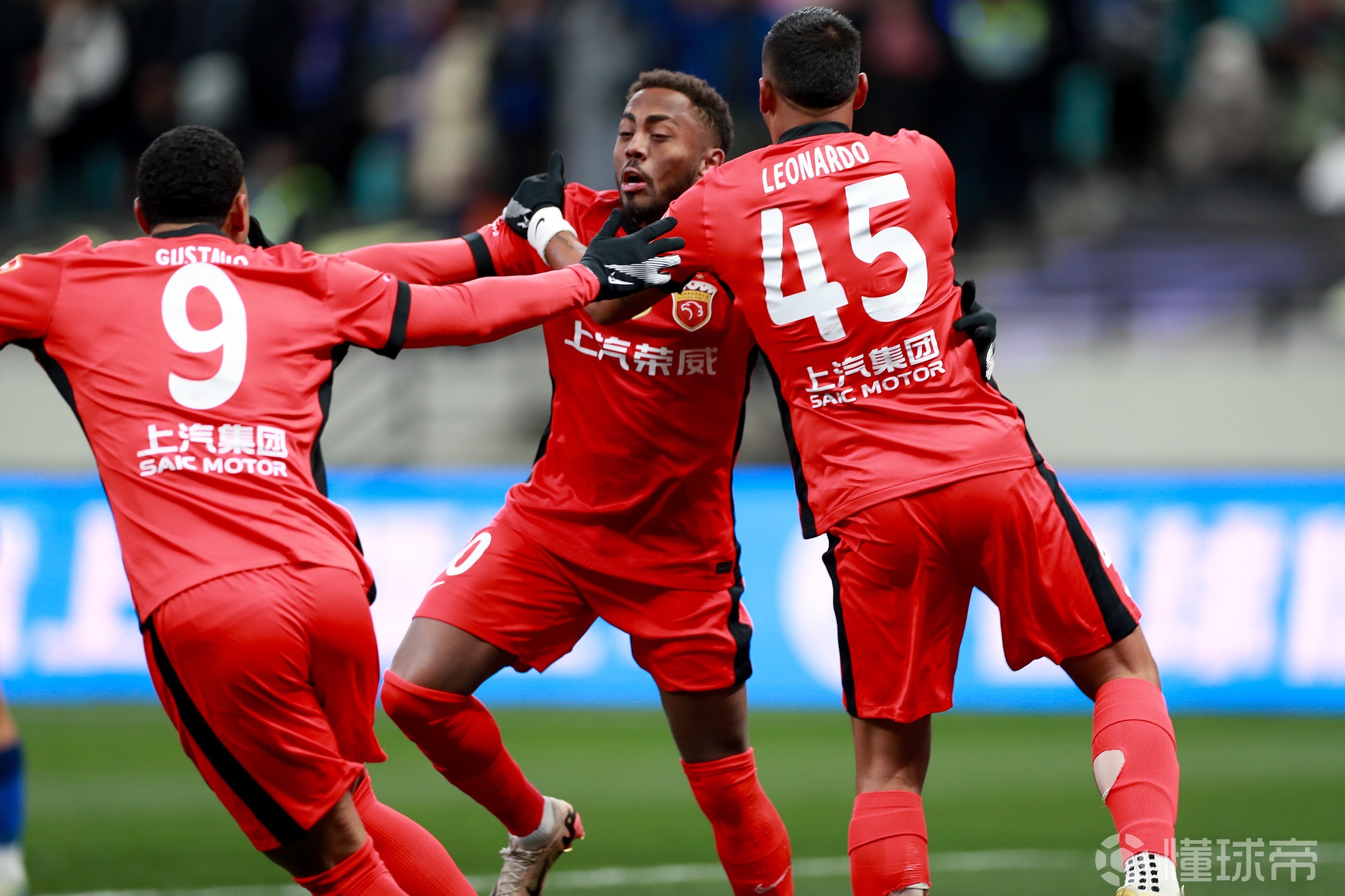 明显暴露出 明显暴露出