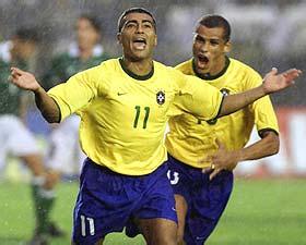 动申请换人 动申请换人