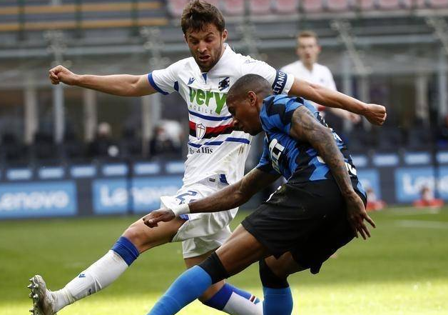 对比湖人与 对比湖人与