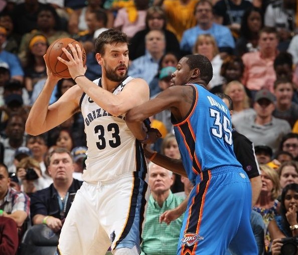 冰雪运动的 冰雪运动的