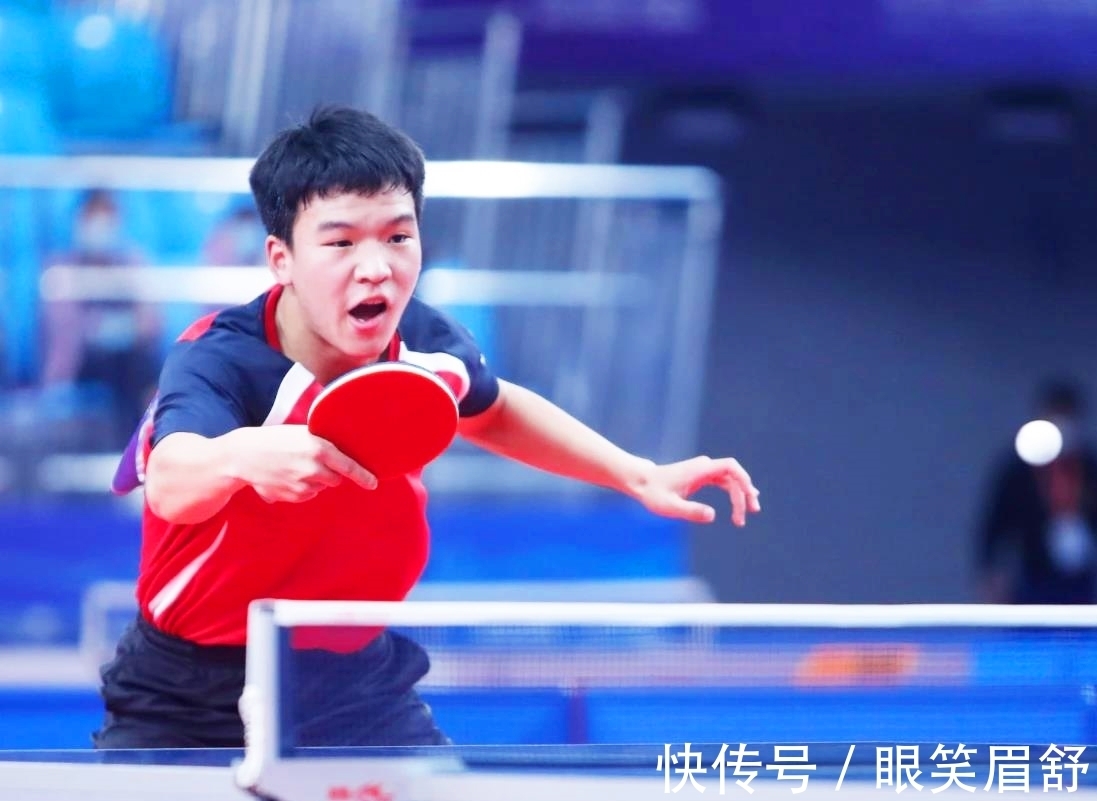 引擎上的排 引擎上的排