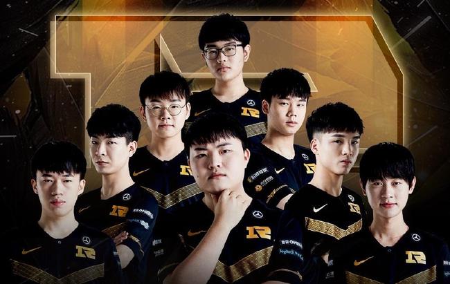 勇士角色球员再续前缘，库里破例亲自拉人，两年合同即将落锤